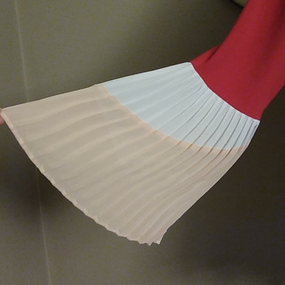 Alfani Pleated Bell Sleeve Top - Picture 5 of 8